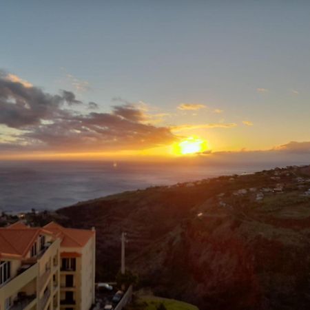 Sunset Star With Sea View Apartment Calheta  Exterior photo
