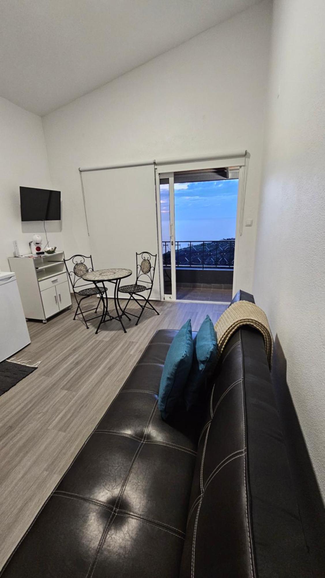 Sunset Star With Sea View Apartment Calheta  Exterior photo