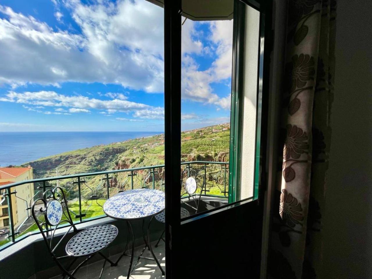 Sunset Star With Sea View Apartment Calheta  Exterior photo