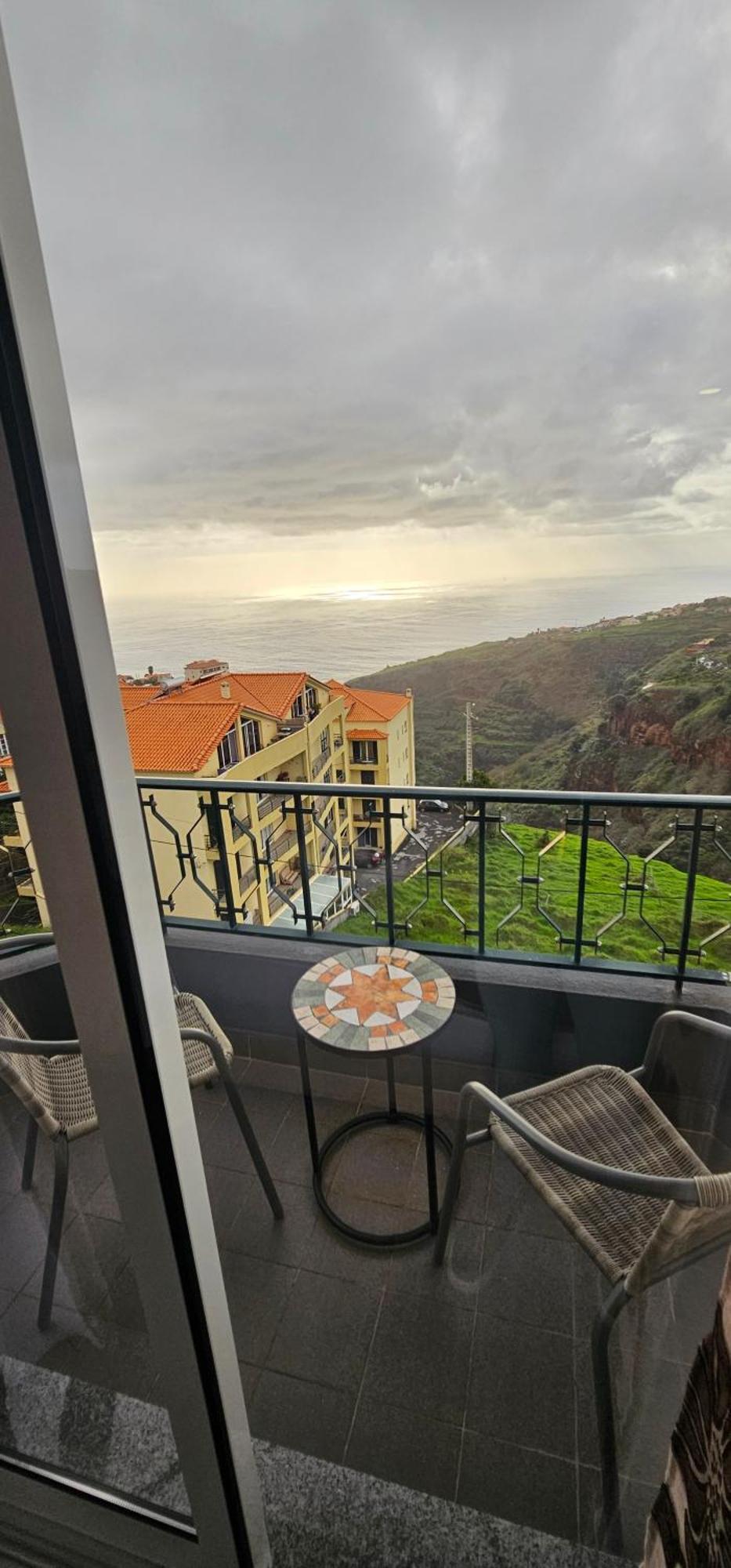 Sunset Star With Sea View Apartment Calheta  Exterior photo